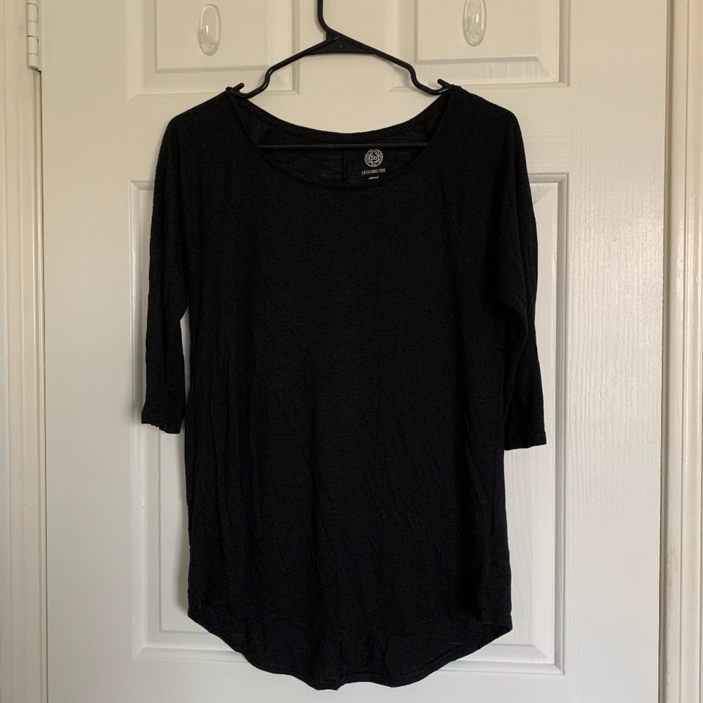 Black 3/4 Sleeve Loose Shirt